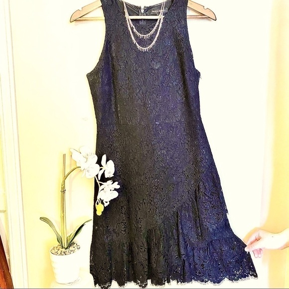 BANANA Republic black lace, tiered skirt dress - Picture 5 of 5